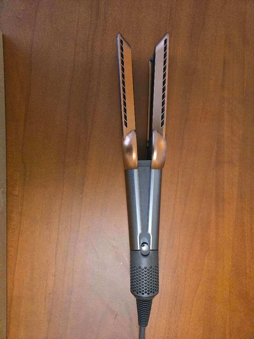 限定カラー】Dyson air strait グレー/シルバー、ゴールド - ヘア