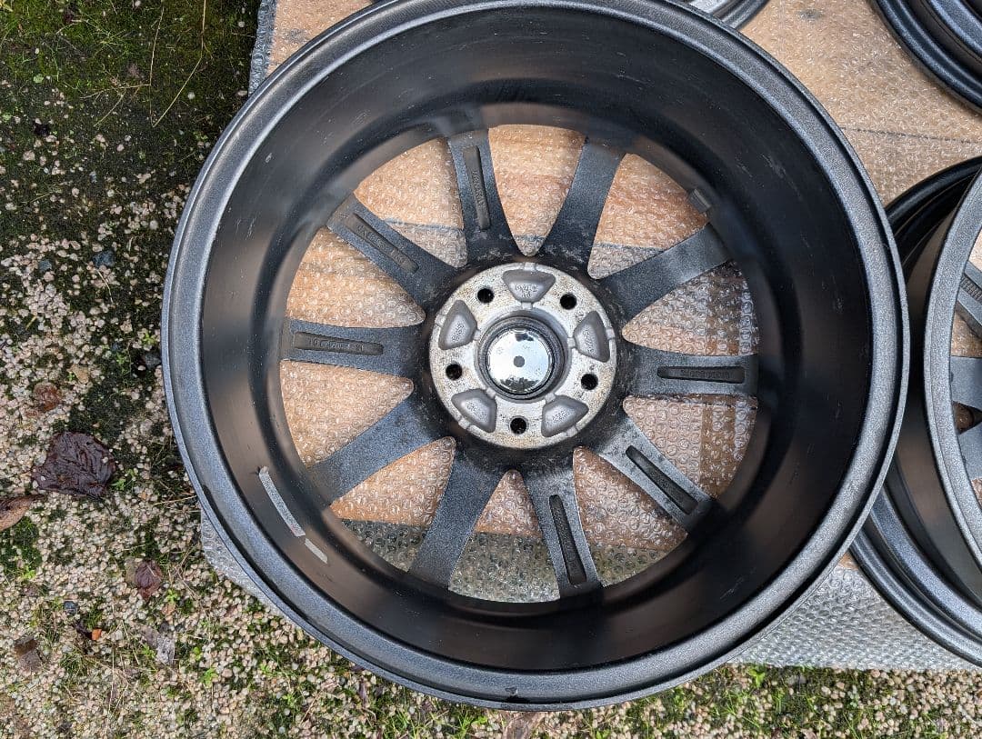 マナレイスポーツ　ユーロスピード　17インチ　7.0J　114.3　5穴　4本