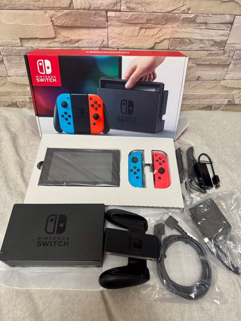 【付属品完備・おまけ付き】Nintendo Switch ネオン Nintendo Switch（有機ELモデル） Joy-Con(L) ネオンブルー/(R) ネオン