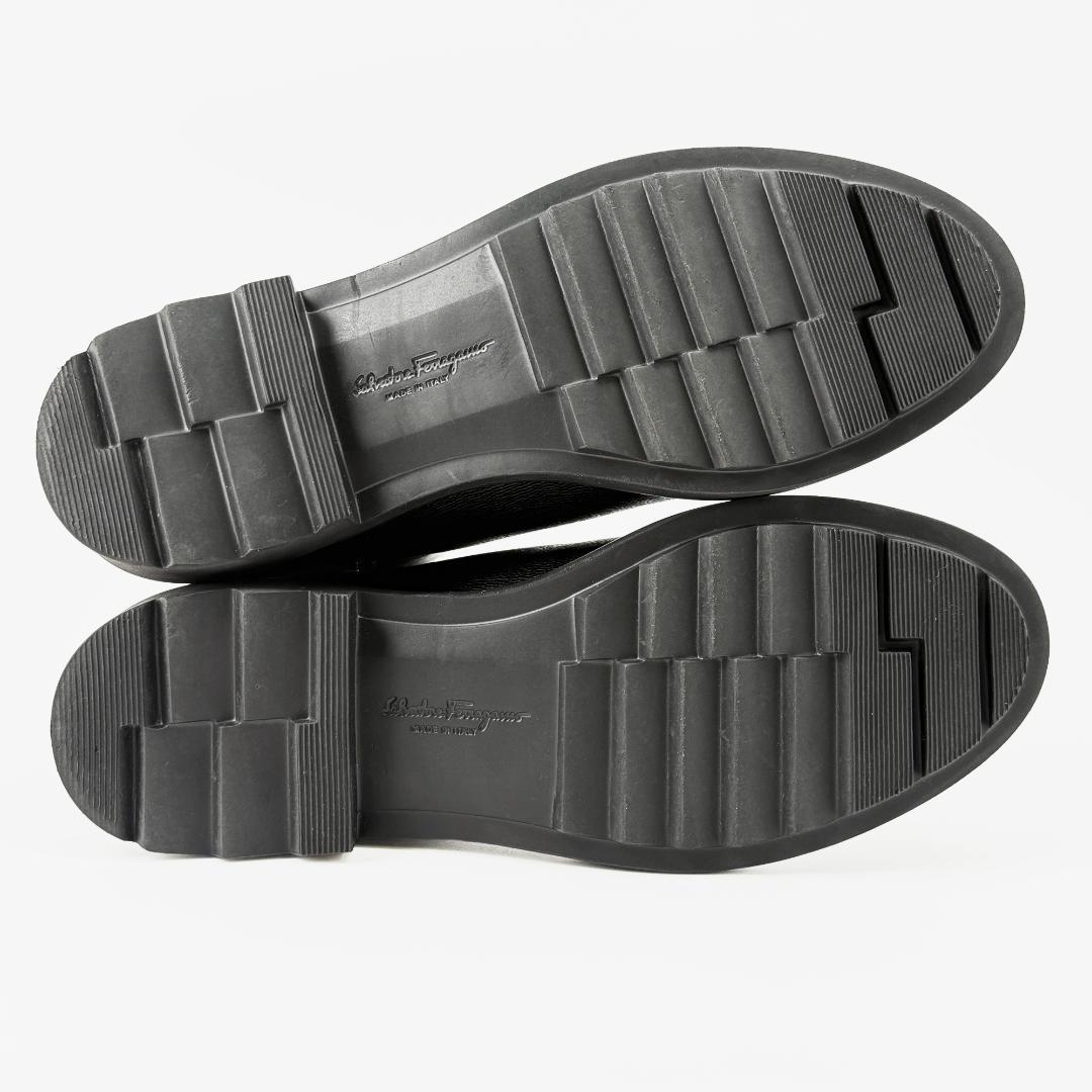 定価17万【極美品】フェラガモ サイドゴアブーツ バックロゴ 背面ロゴ