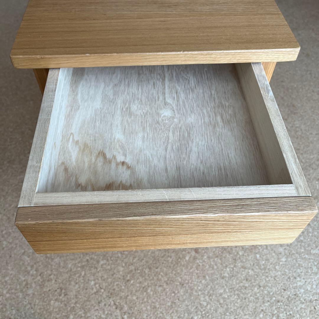 無印良品 タモ材 ベッドサイドテーブル 廃盤品 - メルカリ