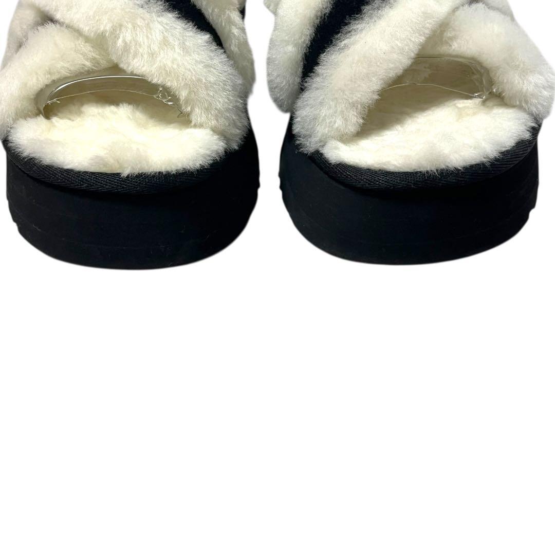美品 アグ UGG ディスコクロススライド サンダル ファー 25cm 白 黒