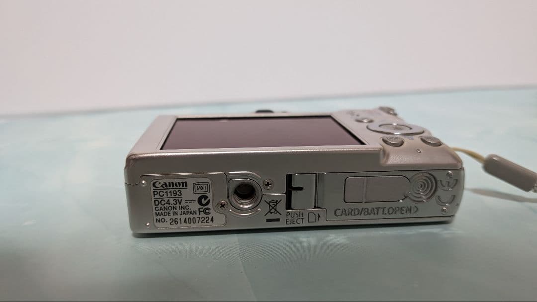 デジタルカメラ IXY DIGITAL 70 中古 バッテリー抜き