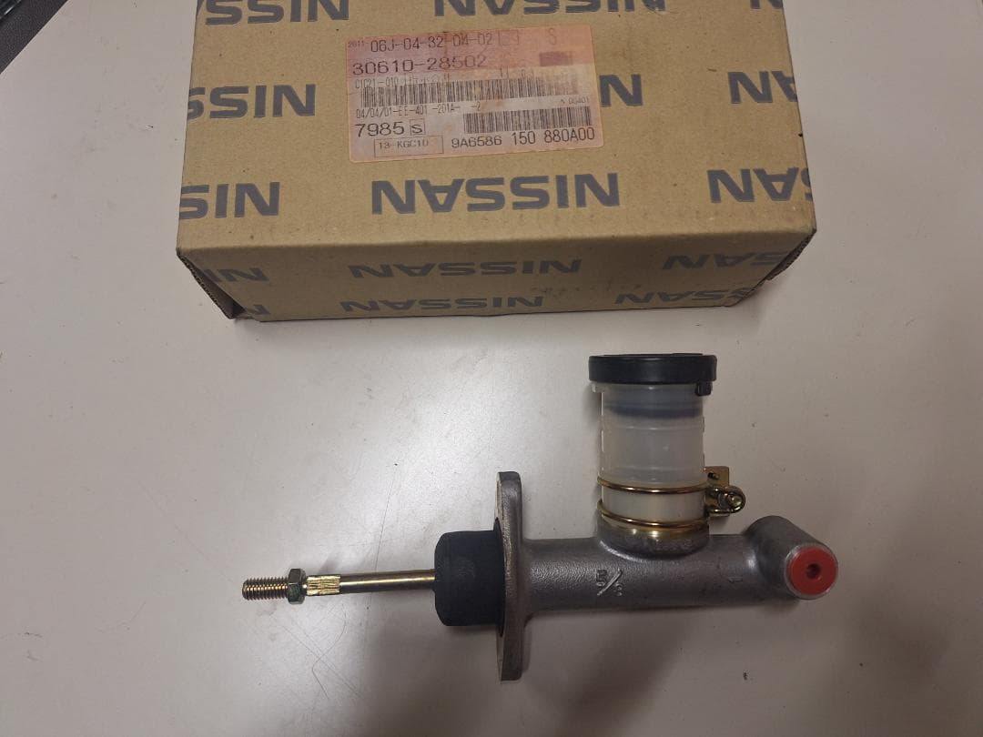 ハコスカ クラッチマスターシリンダー 日産純正 ハコスカGTR用クラッチマスターシリンダー | レストアパーツ.com®