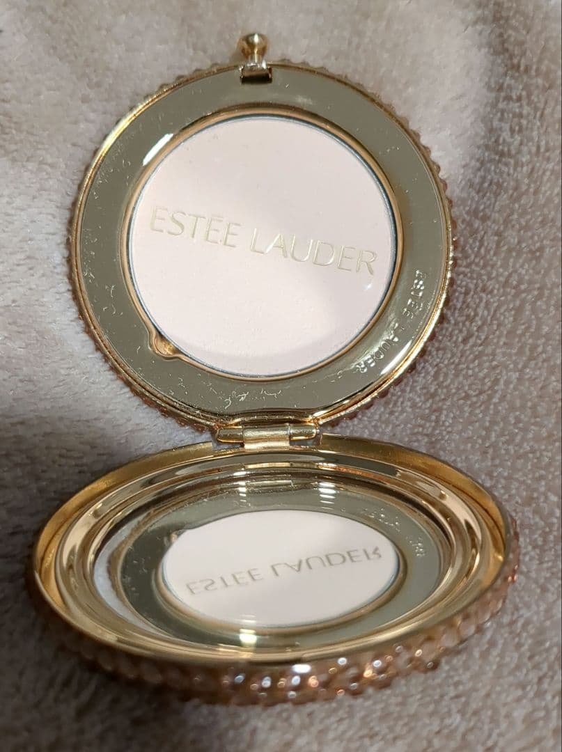 エスティローダー コンパクト 非売品の通販はau PAY マーケット - 輸入