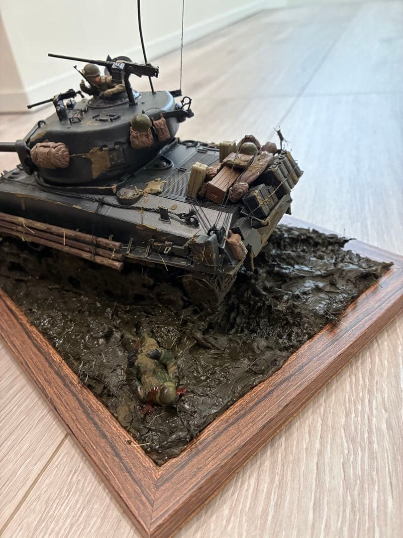 映画FURY風 シャーマン戦車 M4A3E8 完成塗装済 - メルカリ