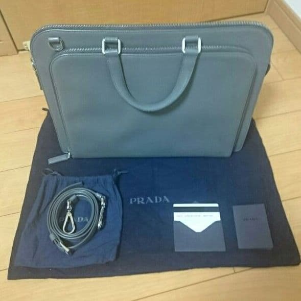 【美品】プラダ ブリーフケース PRADA（プラダ） 超美品 サフィアーノレザー ブリーフケース ビジネス