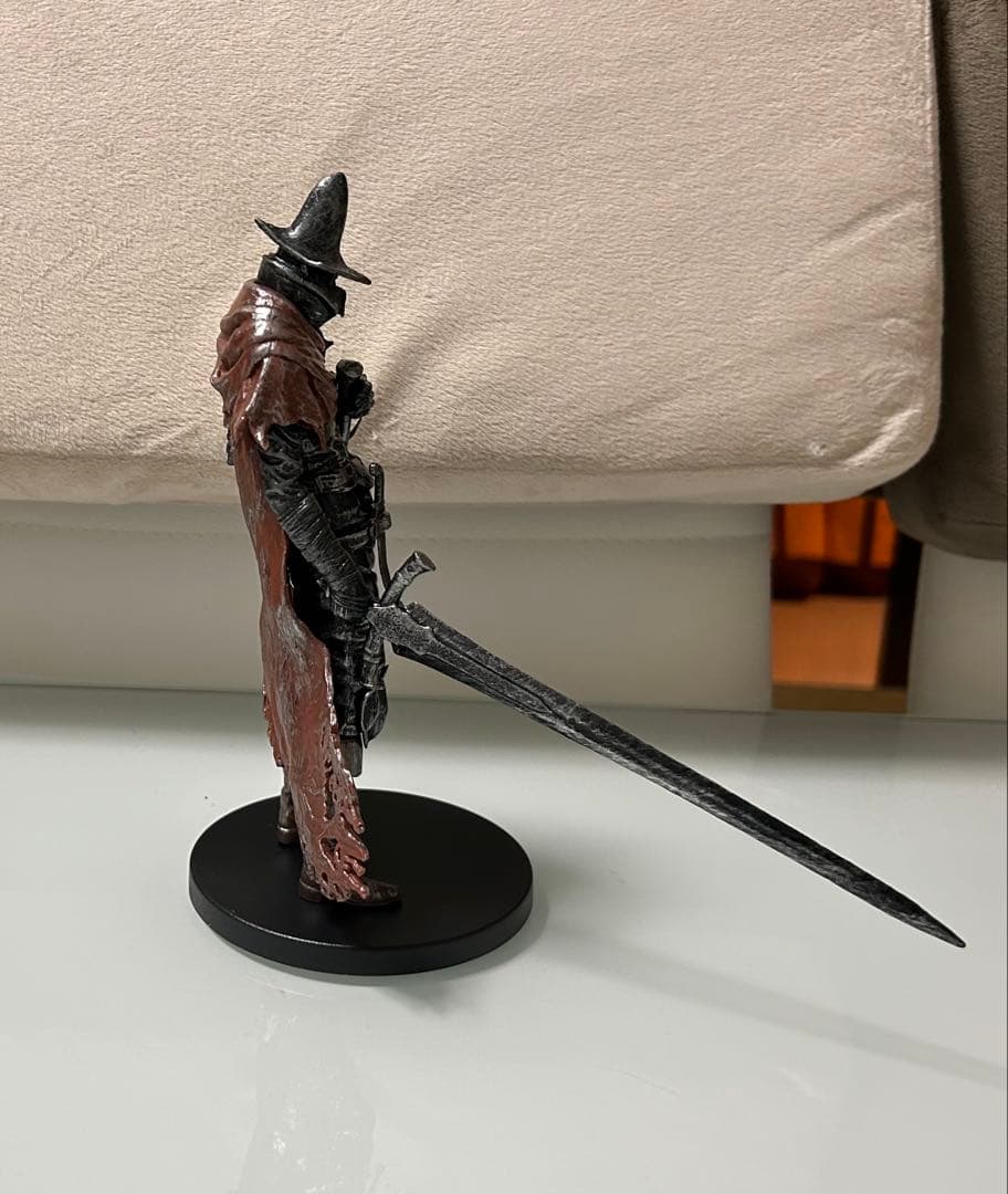 ダークソウル 深淵の監視者 フィギュア 20cm - メルカリ