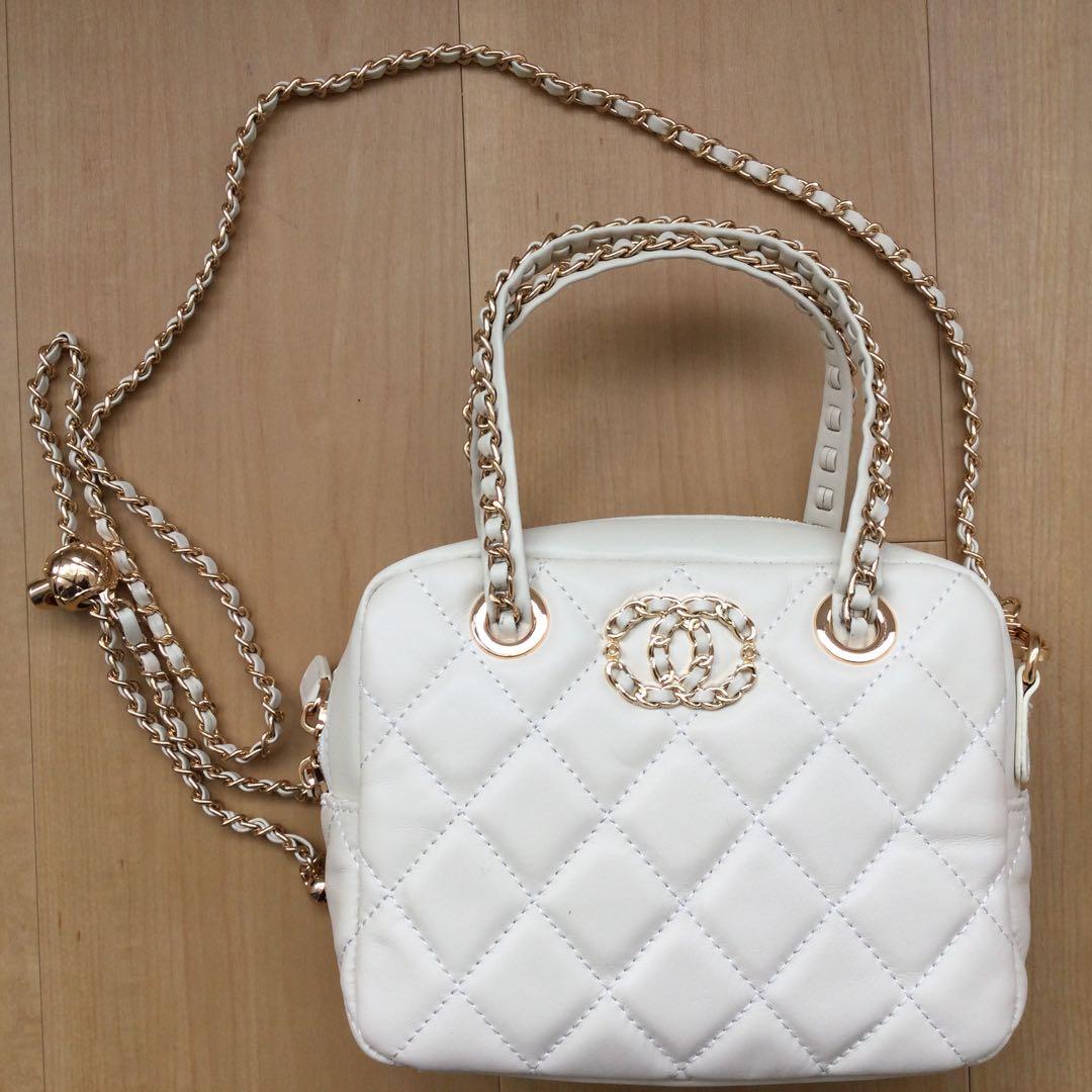 CHANEL ノベルティホワイト キルティング ショルダーバッグ - メルカリ