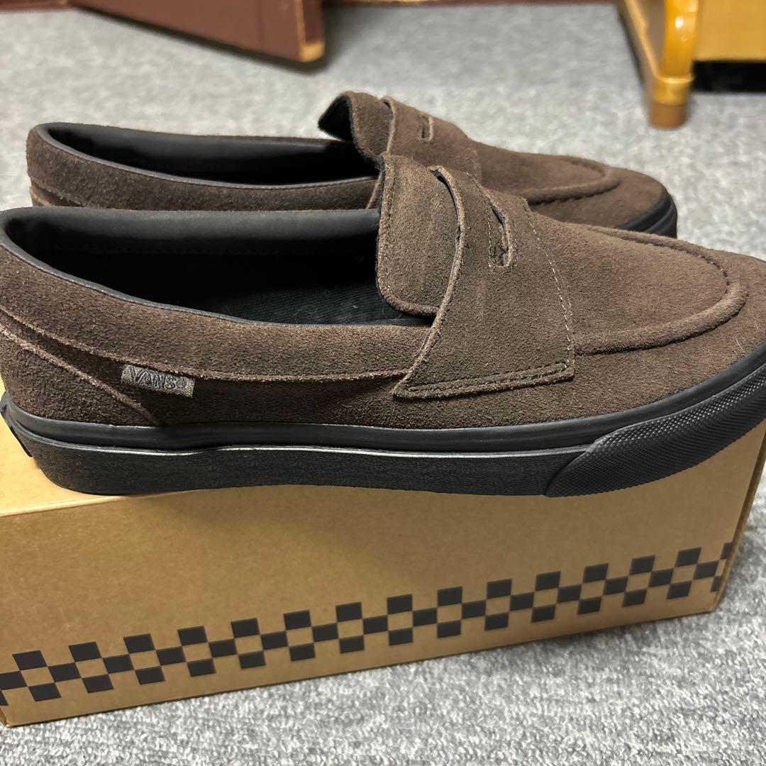 Vans ブラウン スエード ローファー - メルカリ