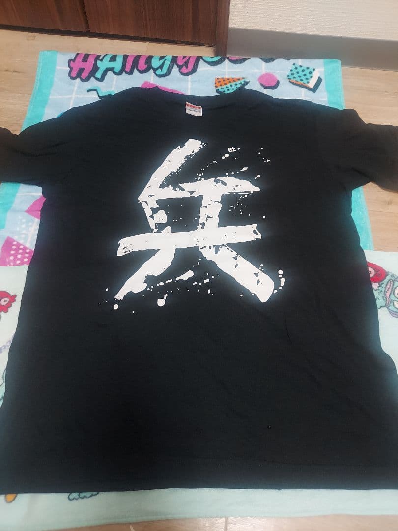 B'z 兵 ツワモノTシャツ Lサイズ　中古 極美品】B'z 兵 ツワモノTシャツ XLサイズ - メルカリ