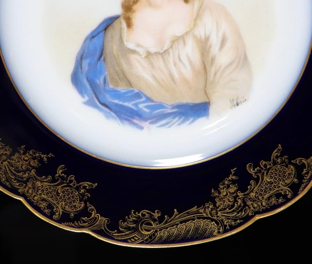 オールド・セーブル 1846年製 瑠璃地色絵金彩婦人図皿 ヴァリエール