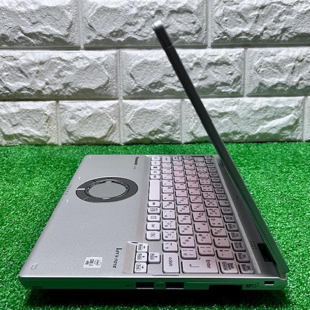 美品《累積使用1250時間》2in1コンバーチブル！Panasonic QV9