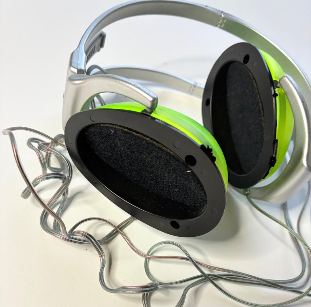 SONY ヘッドホン “eggo