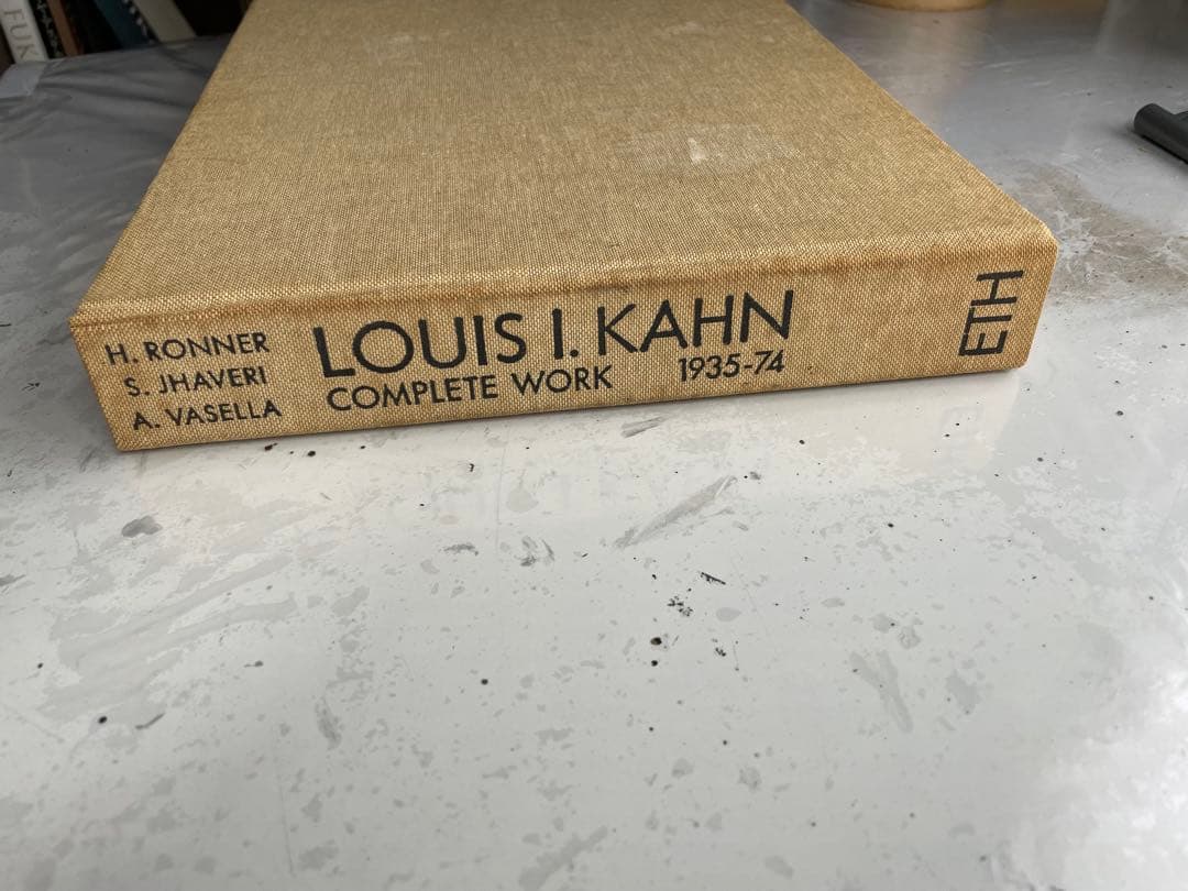 洋書 LOUIS I.KAHN COMPLETE WORK. 1935-74