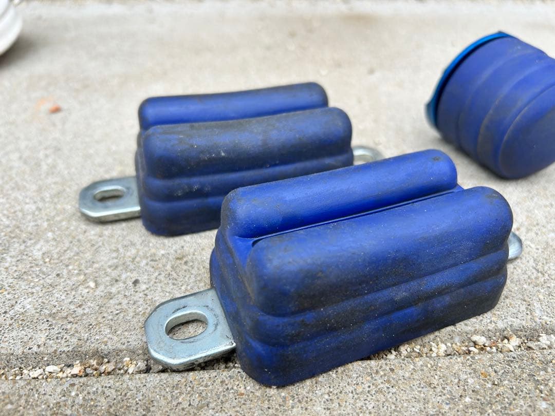 ハイエース 玄武 リバンプストッパー バンプストッパー（再値下げ