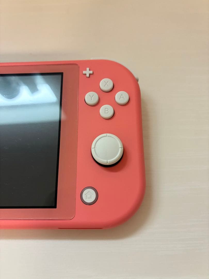 未使用】Nintendo Switch Lite コーラル 本体＋純正充電器 - メルカリ