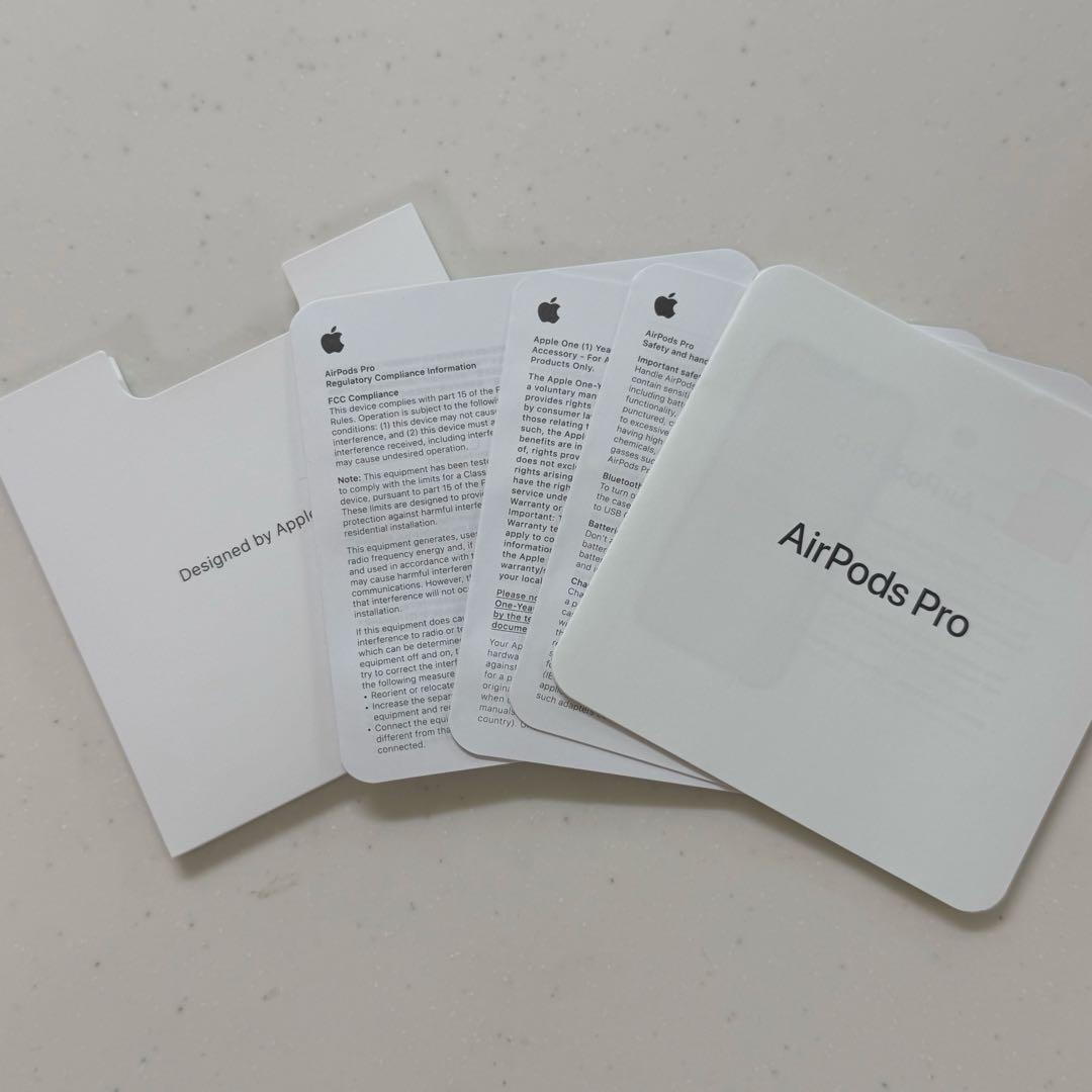 AirPods Pro 第一世代 本体 充電ケース 箱付き - メルカリ