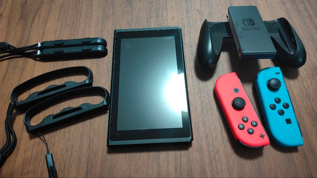 Nintendo Switch 本体 青と赤Joy-Con Amazon.com: Nintendo Switch – OLED Model w/Neon Red & Neon Blue