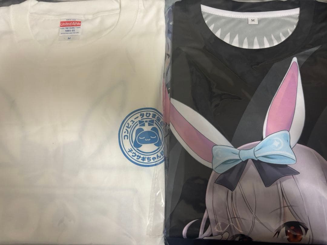 胡桃ふゅ】餅月ひまり クラファン返礼品グッズ - メルカリ