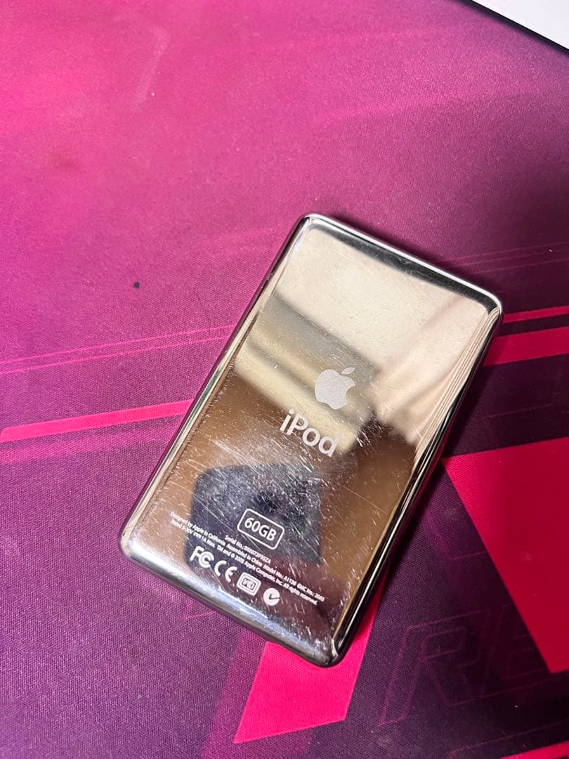 Apple iPod Classic 第5世代 60GB - メルカリ