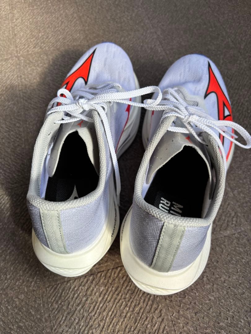 Mizuno ミズノ　ウェーブリベリオンフラッシュ3 26.5cm