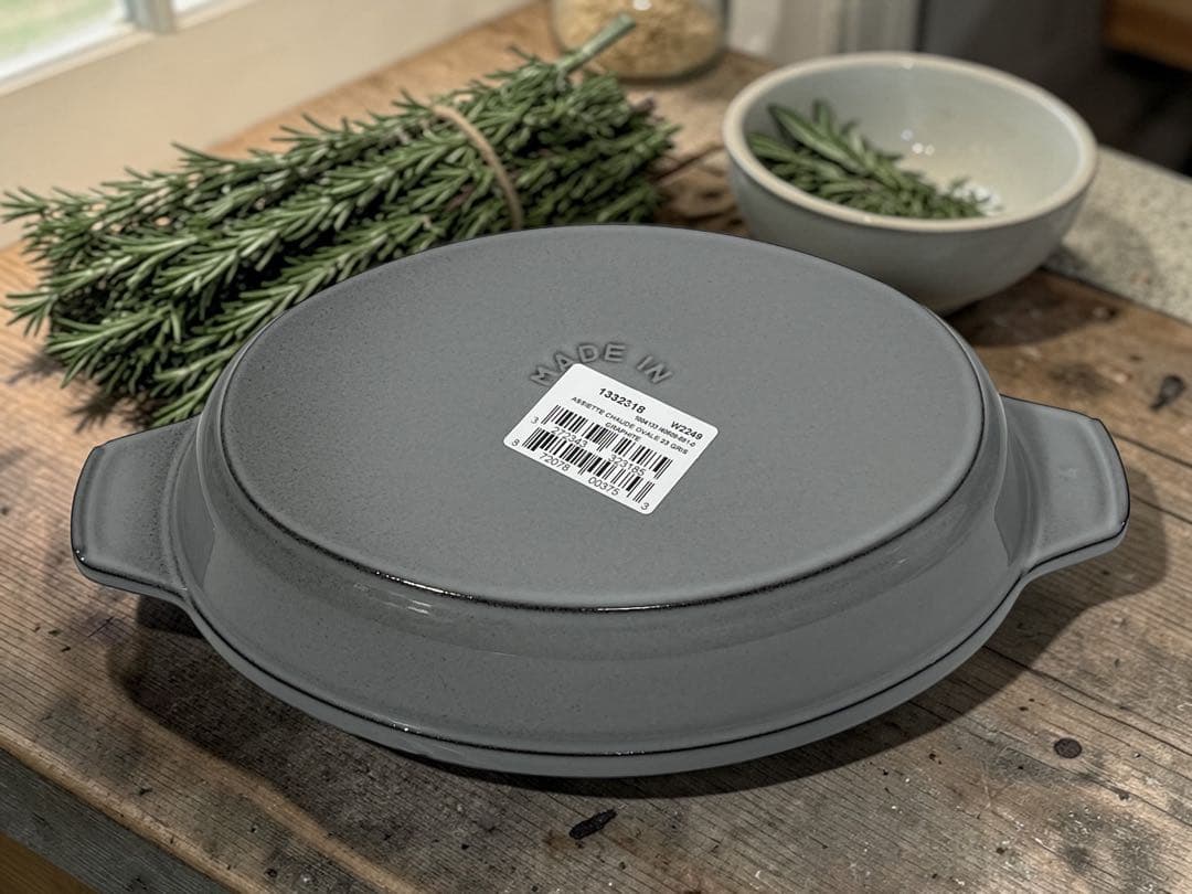 未使用】staub オーバルホットプレート グレー 23cm - メルカリ