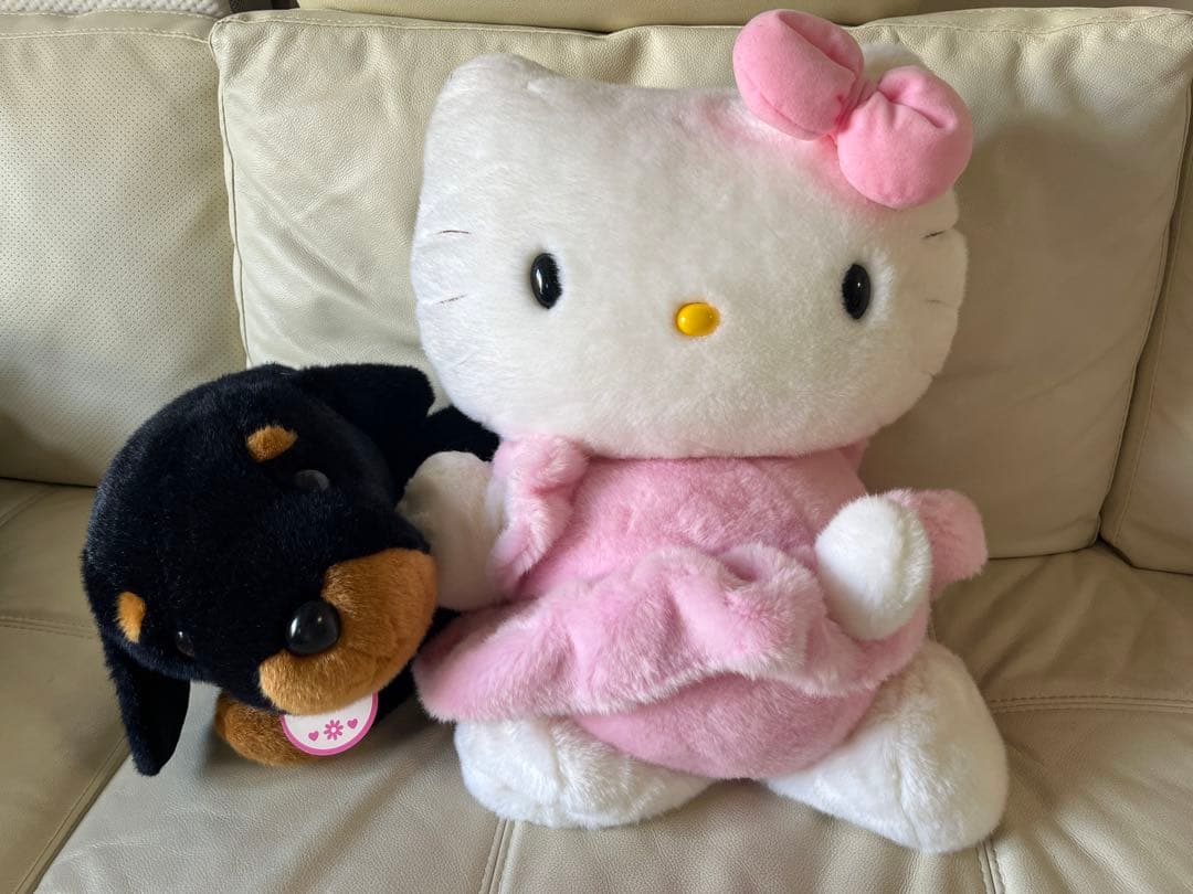 ハローキティ ダックスフンド ぬいぐるみ 美品 - メルカリ