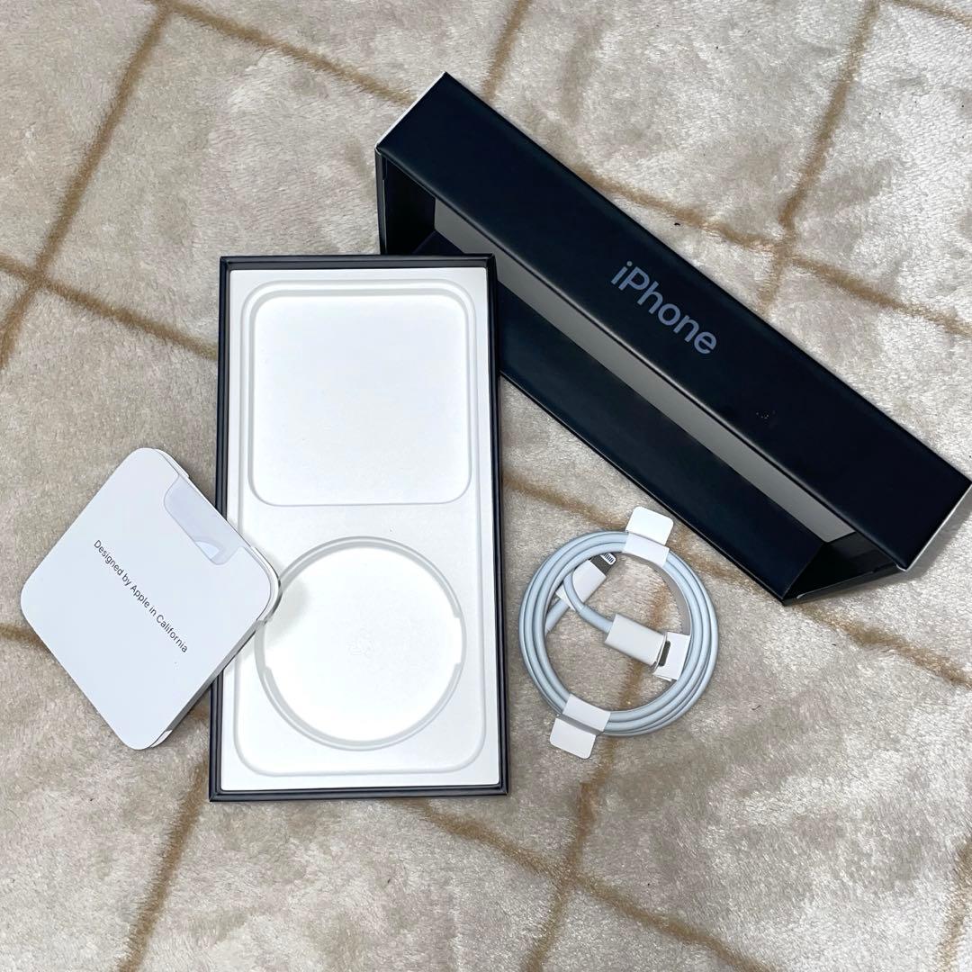 iPhone13 Pro 空箱 付属品完備 - メルカリ