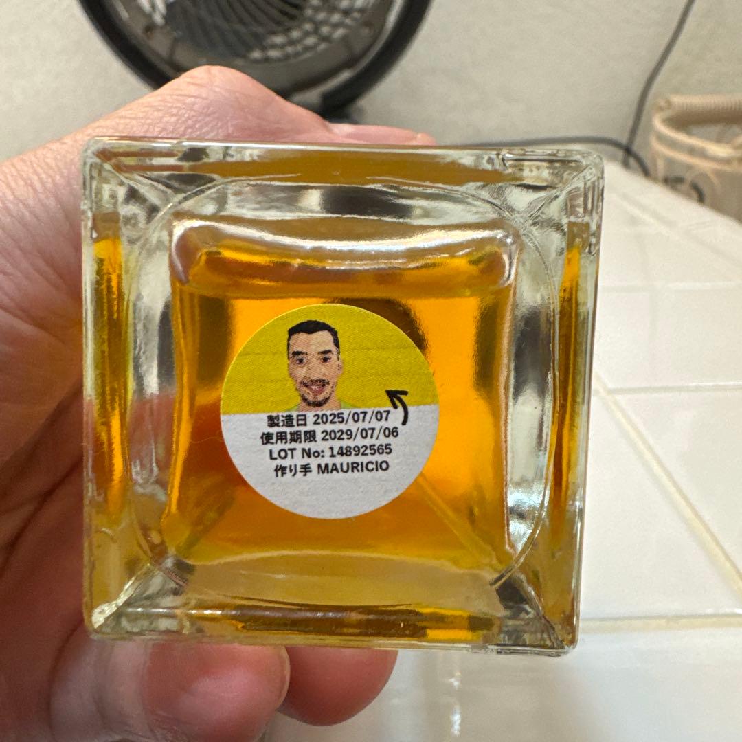 LUSH SUPER FAIRY 香水 100ml - メルカリ