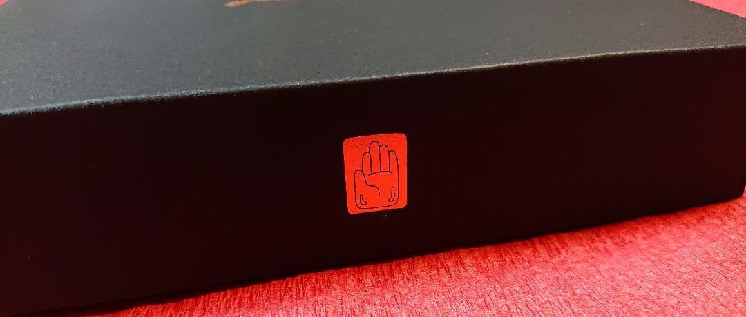 ジョジョの奇妙な冒険 空条承太郎 ワイヤレスイヤホン 海外ライセンス