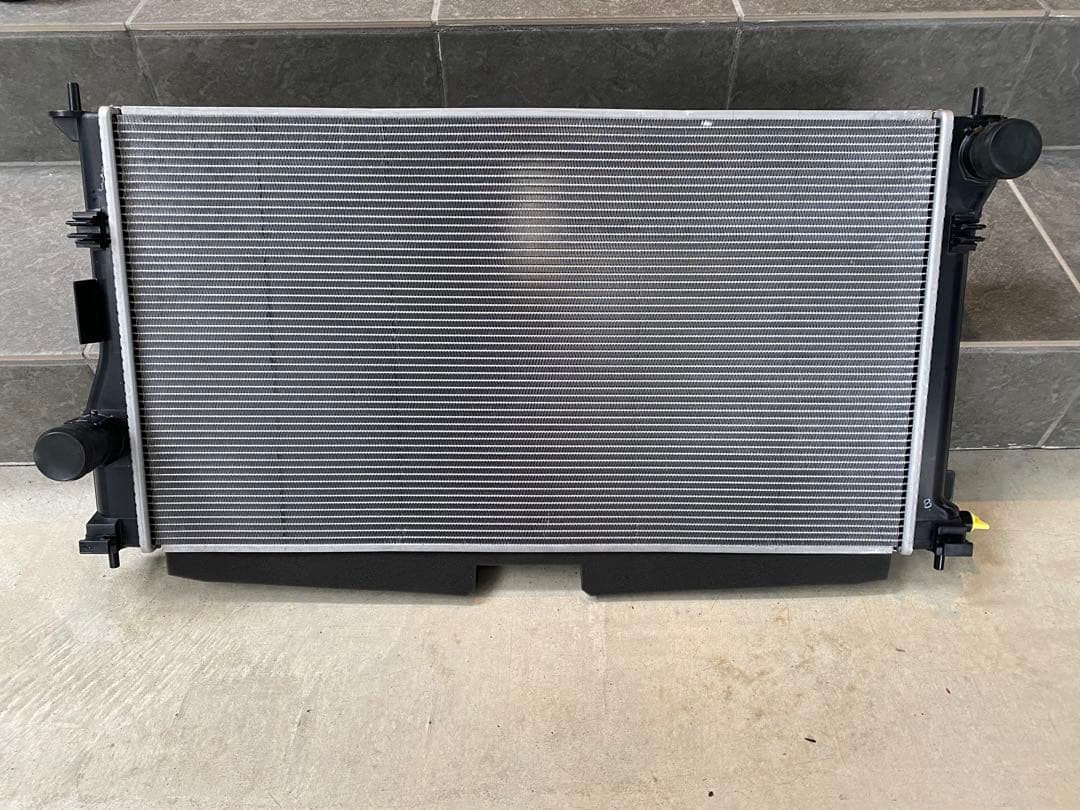 トヨタ　GR86 純正ラジエター　使用少なめ 86 KOYORAD社製 コーヨーラド トヨタ GR86 ZN6 ZN8用 FA20 FA24 TYPE-M