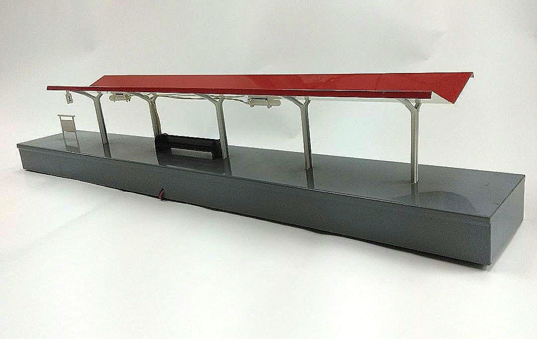 エンドウ 駅ホームNo.1 鉄道模型情景 照明付き HOゲージ 元箱付 希少品