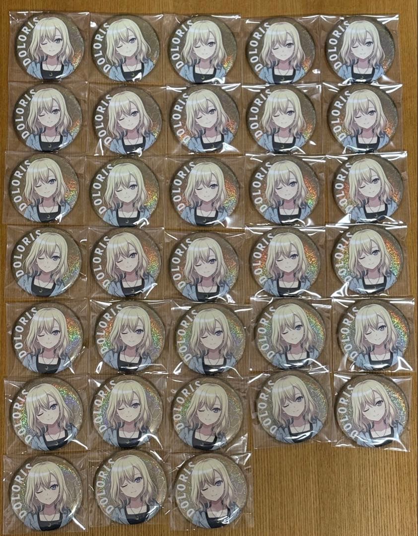 三角初華ドロリス 缶バッジ33個＋特典カード バンドリ10周年WEGO