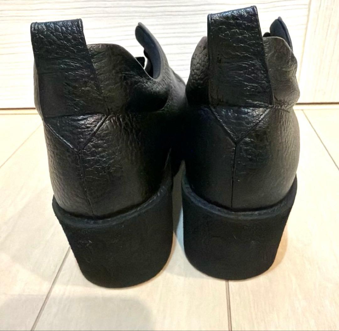 ヒルズアベニュー　スリッポン　《シドニー》22.5cm