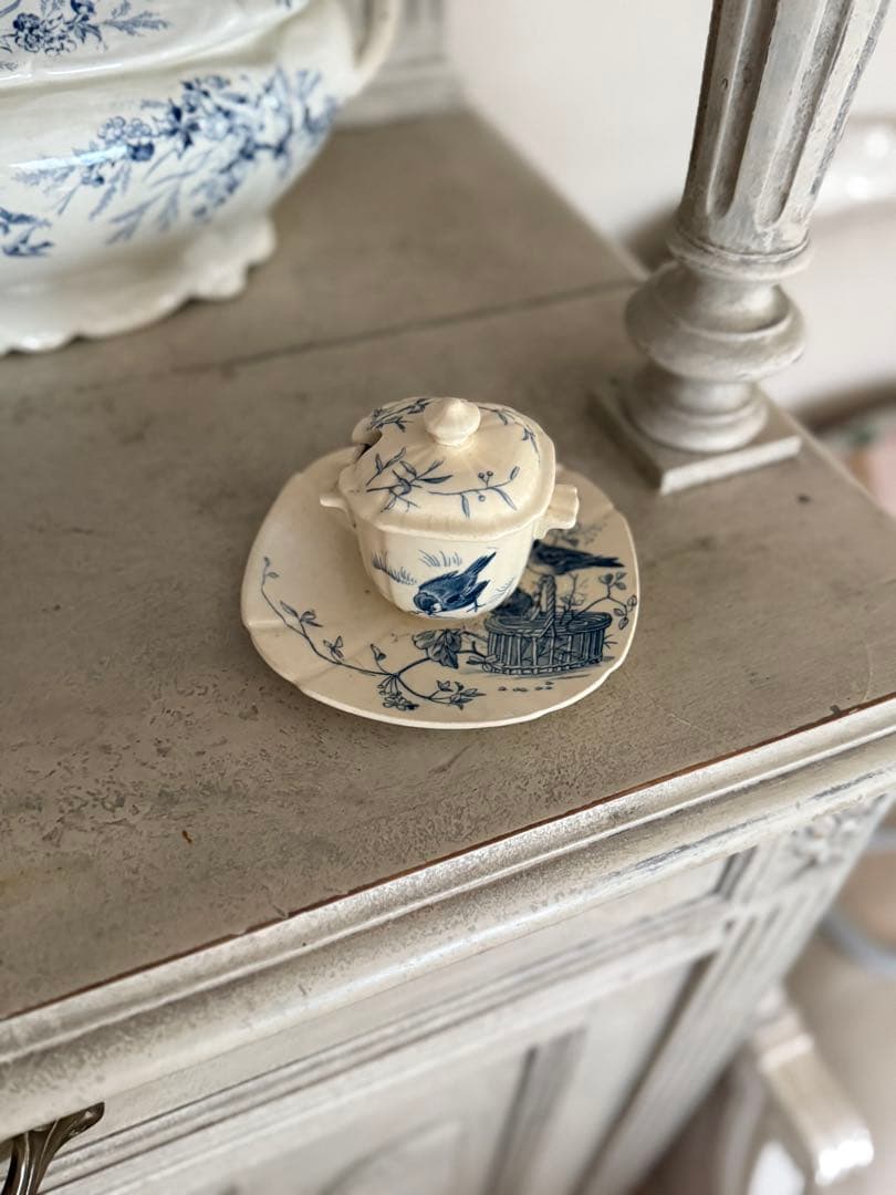 ジアンGienフランスアンティーク陶器小鳥とカゴの柄ムタディエ