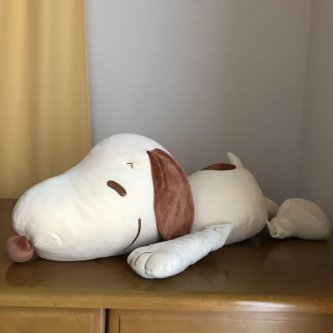 ギガジャンボ もちもち生地 寝そべり ぬいぐるみ スヌーピー - メルカリ