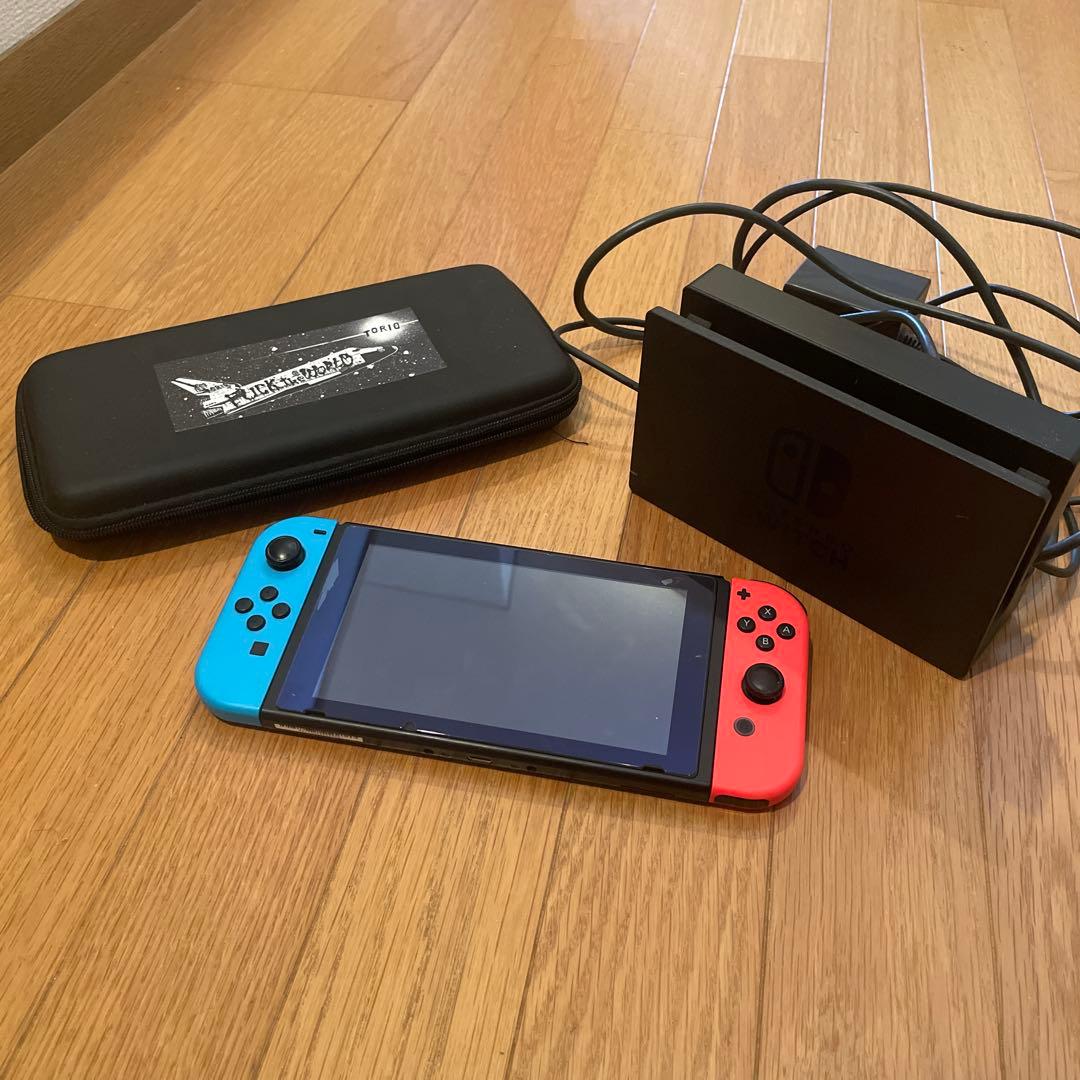 Nintendo Switch ネオンブルー/ネオンレッド 本体　ソフト4本付き Amazon.co.jp: 【整備済み品】 Nintendo Switch ネオンブルー・ネオン