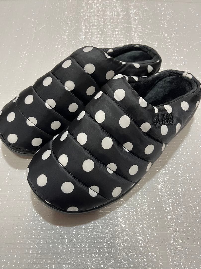 美品】SUBU ドット柄 水玉 サンダル サイズ1 23.5cm~25.5cm - メルカリ