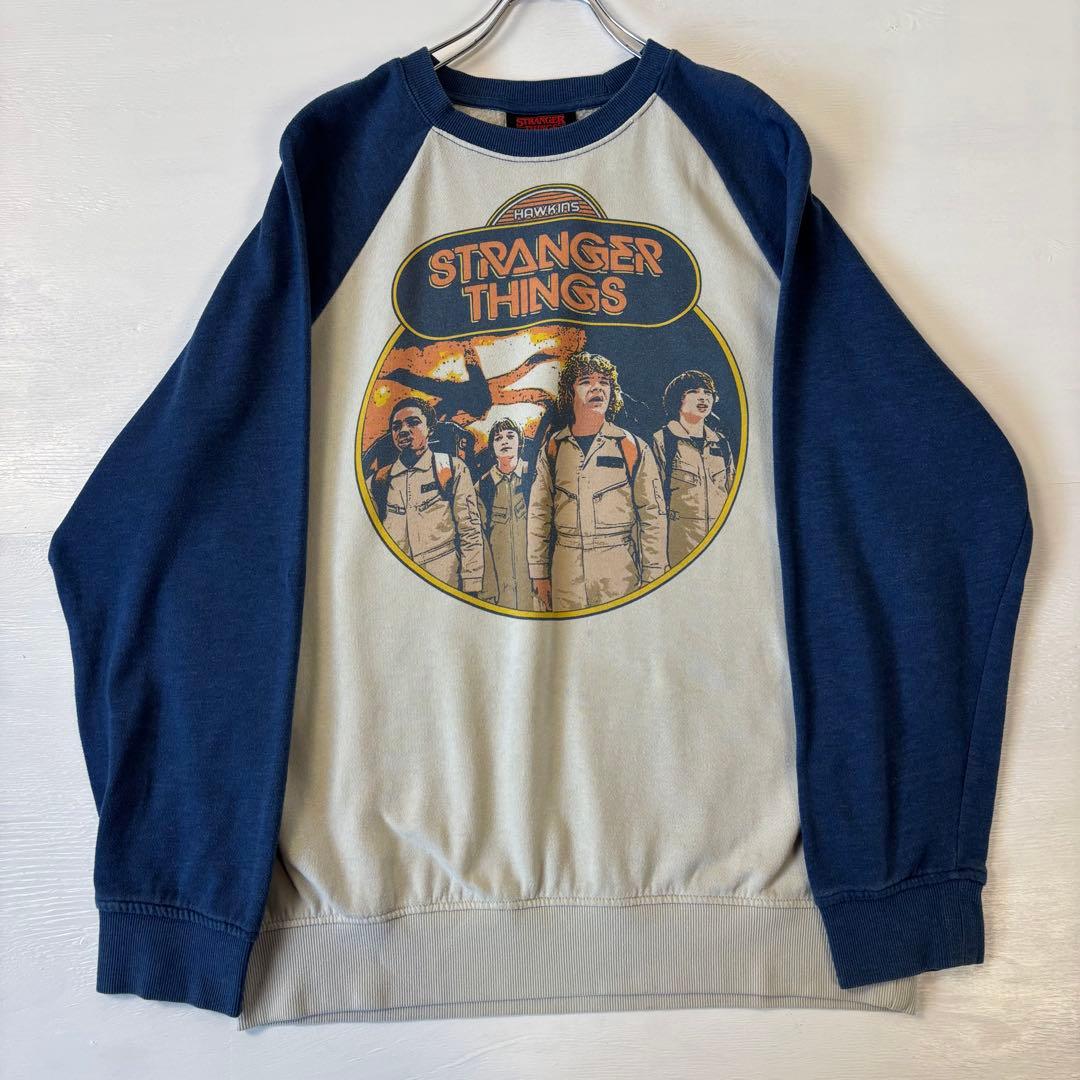 ストレンジャーシングス ラグランスウェット Lサイズ ゴースト