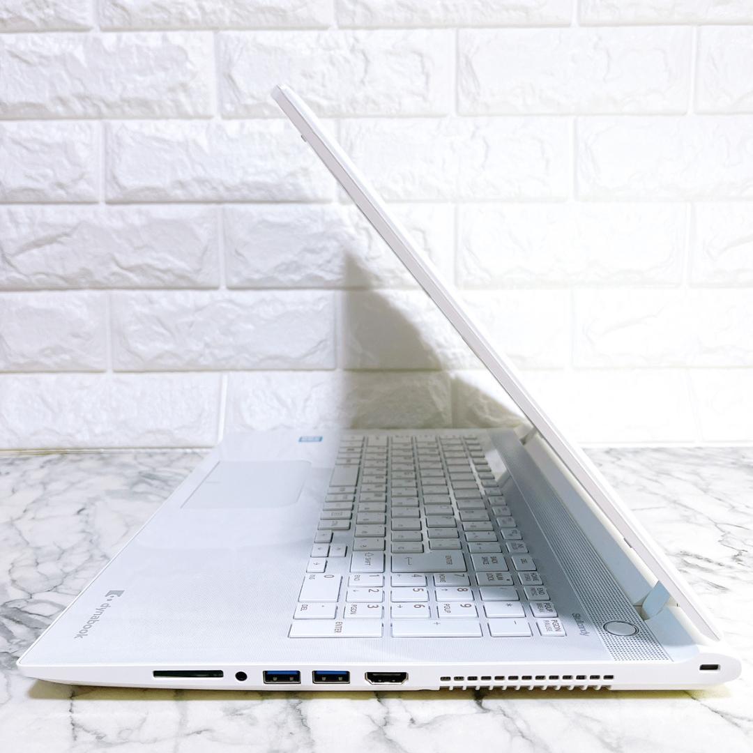 Windows11✨爆速SSD✨おしゃれ白ノートパソコン✨カメラ薄型✨初心者向け