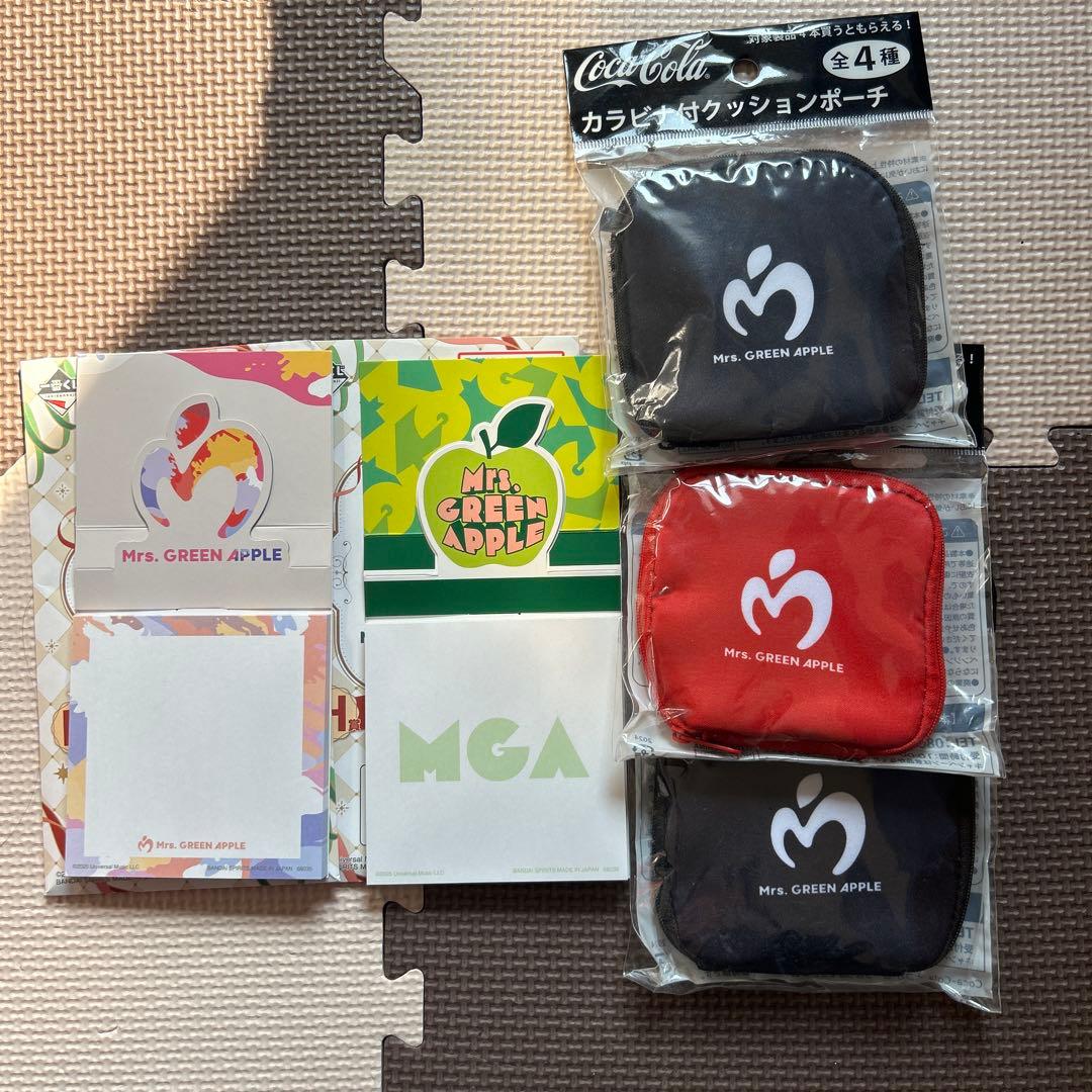 ミセス カラビナ付クッションポーチ＆立体メモセット - メルカリ