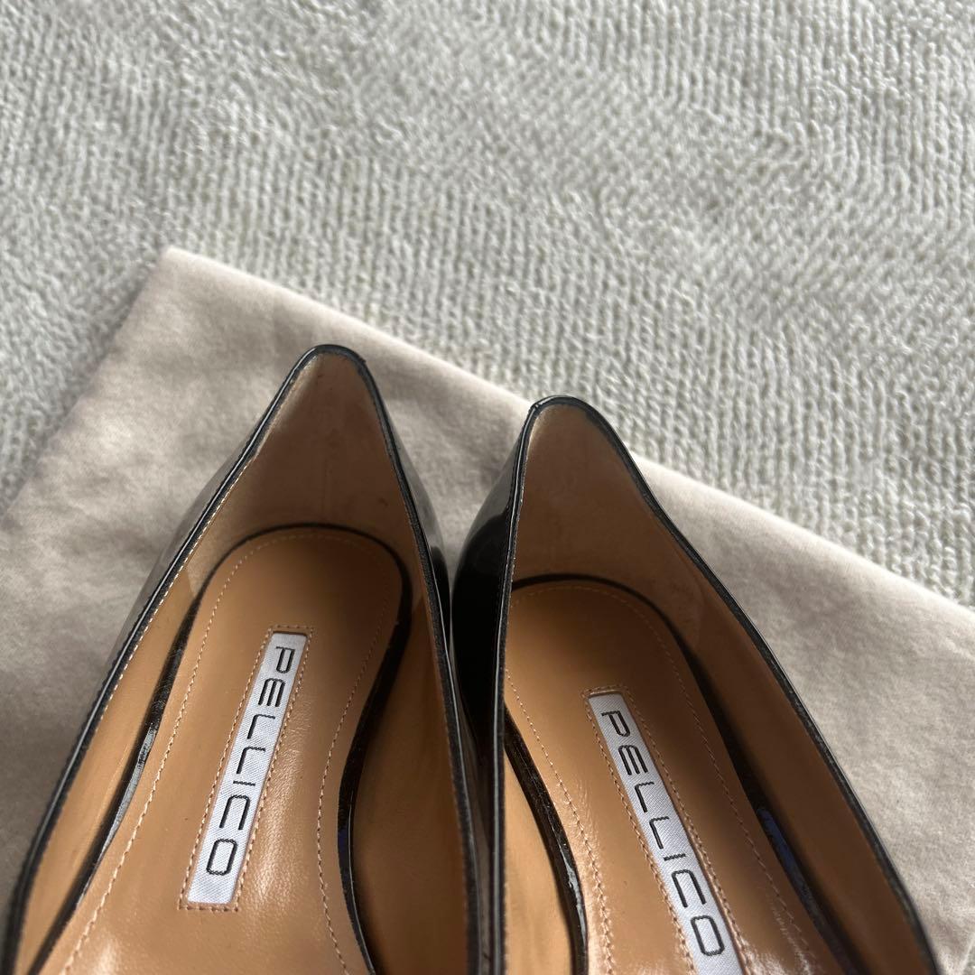 美品PELLICO ANIMAエナメルブラックフラットシューズ - メルカリ