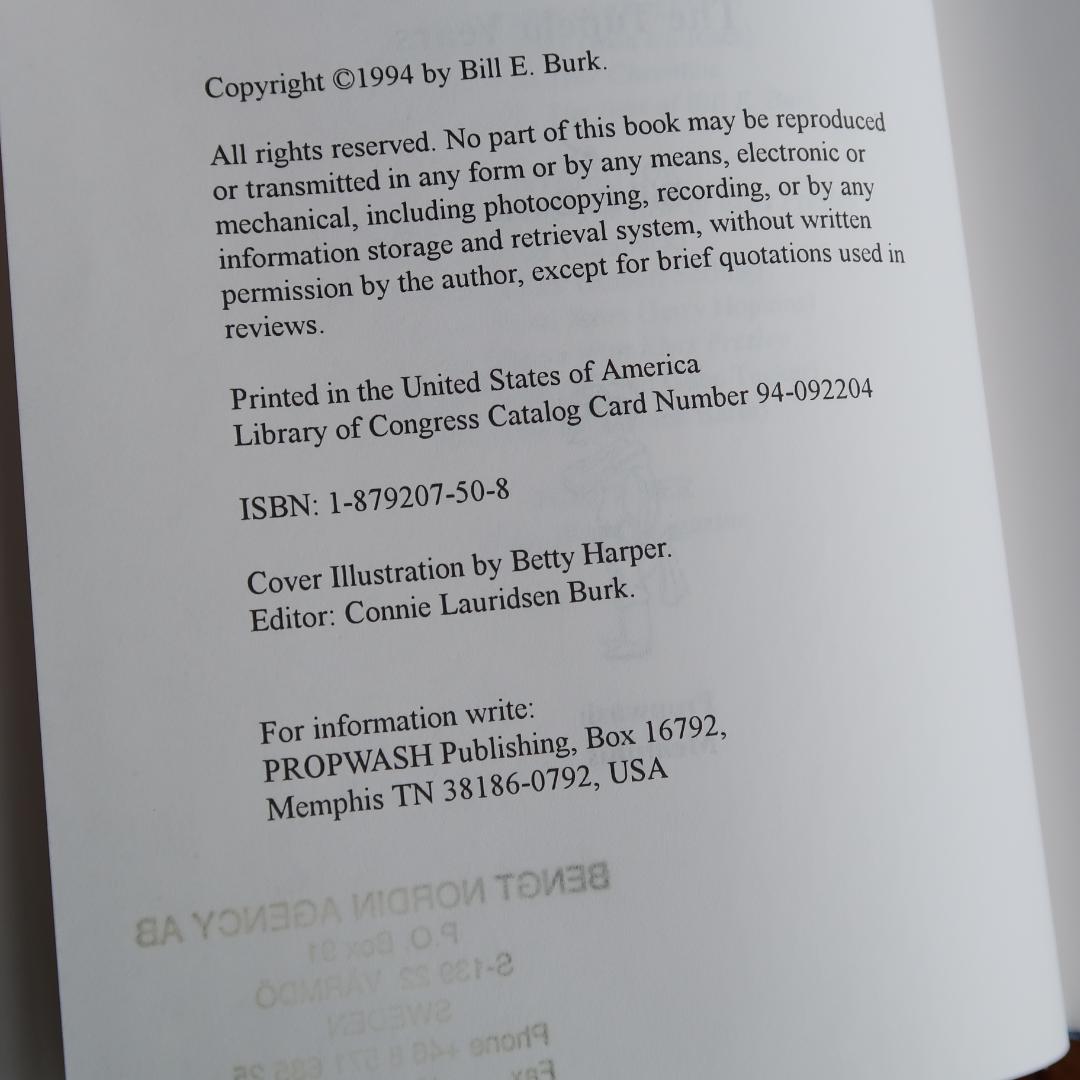 セール！ 洋書『 エルビス・プレスリー：幼少テューペロ時代』著者