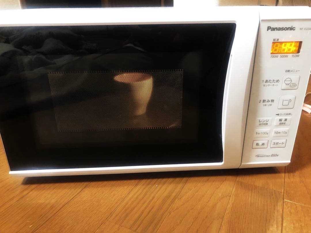 Panasonic パナソニック電子レンジ ホワイト NE-E22A3-W - メルカリ