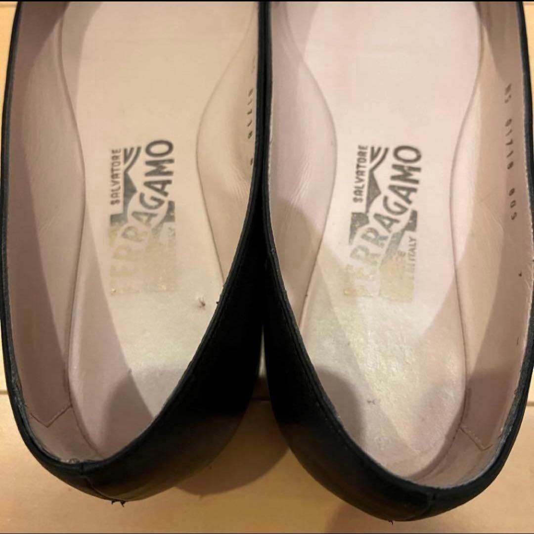 裏張済 Salvatore Ferragamo フラットシューズ 7D - メルカリ