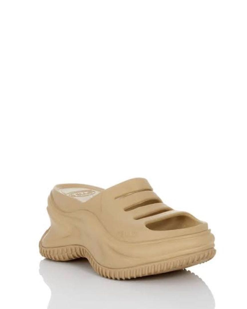 靴 YELLO TERRA PLATFORM SANDALS YELLO / TERRA PLATFORM SANDALS