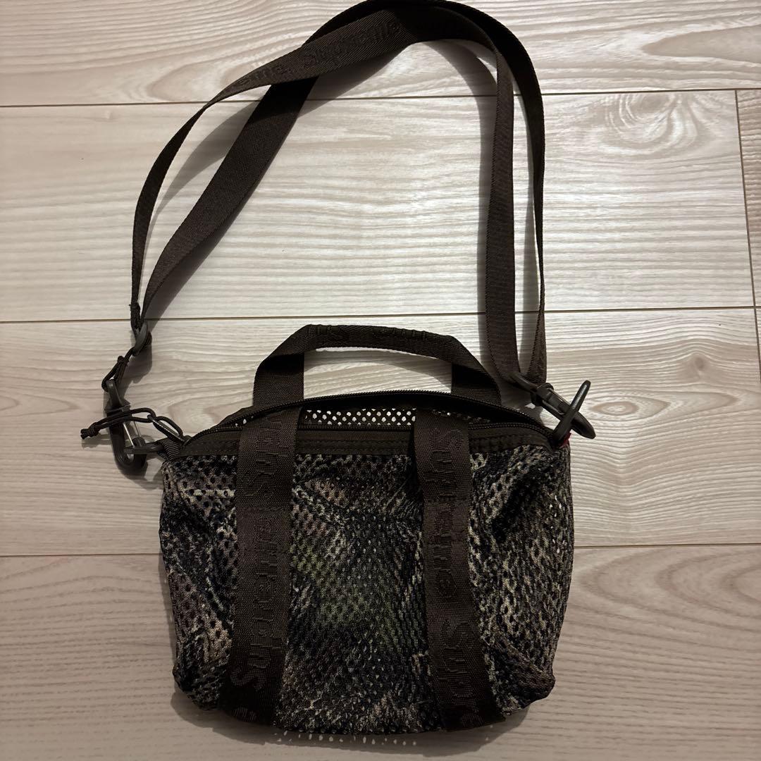 supreme ショルダーバッグ 迷彩 - メルカリ