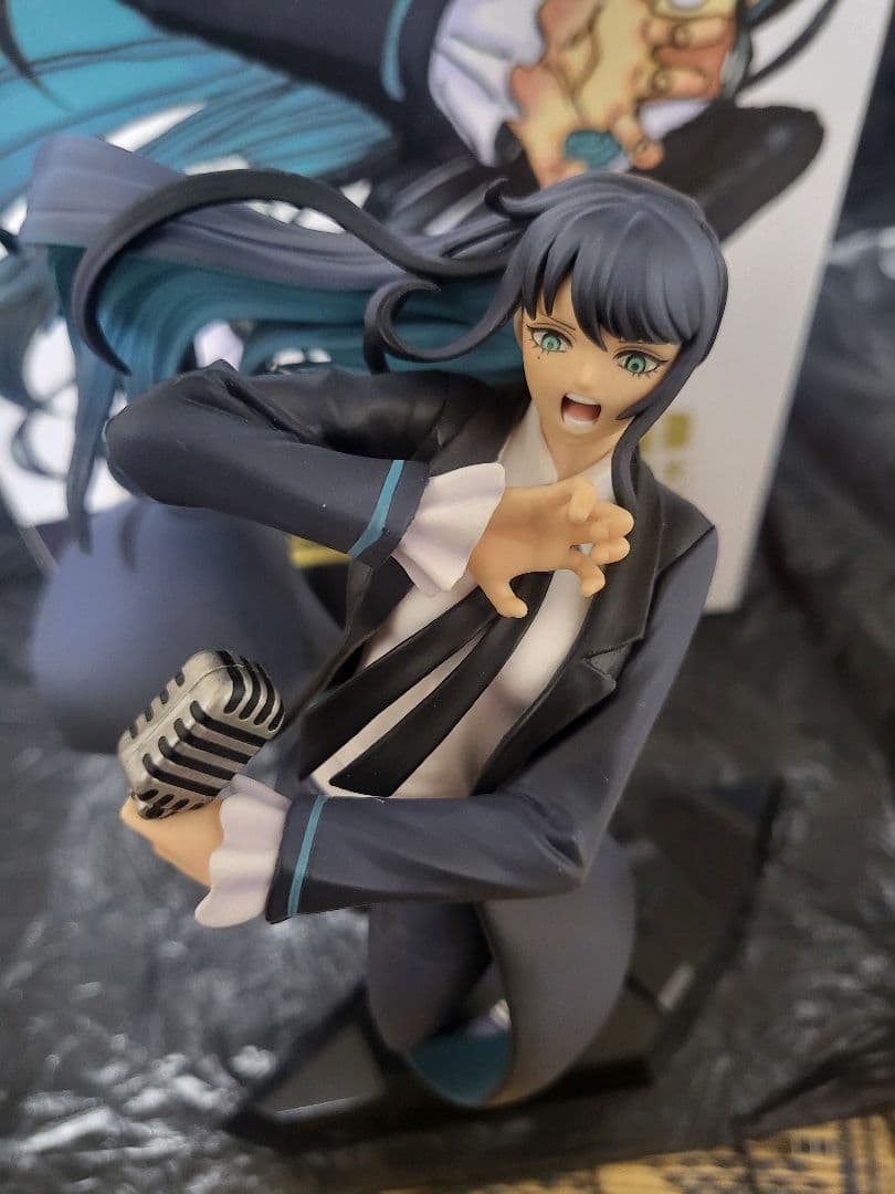 Ado × Oda アートビジュアルフィギュア - メルカリ