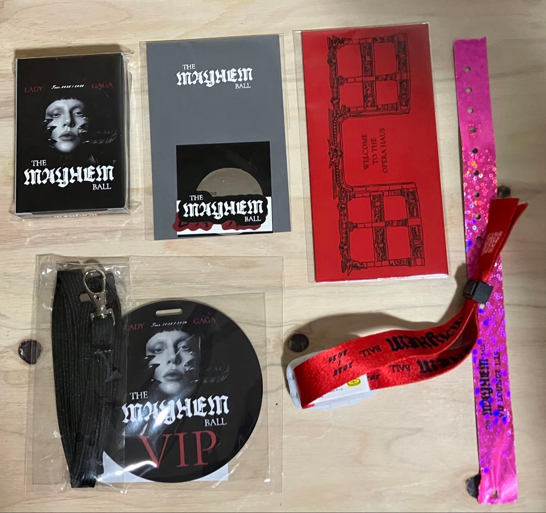 も*こ様 VIP GOLD MERCH セット LADY GAGA MAYHEM - メルカリ